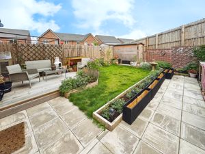 Photo 8- click for photo gallery